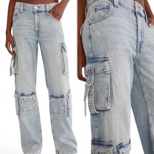 Aeropostale Light Wash Low Rise Cargo Jeans - Size Small Short